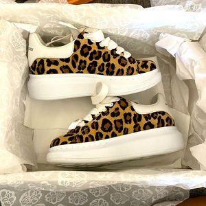 Alexander McQueen leopard print toddler girls